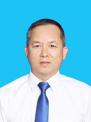 Cử nhân kinh tế Nguyễn Việt Tùng