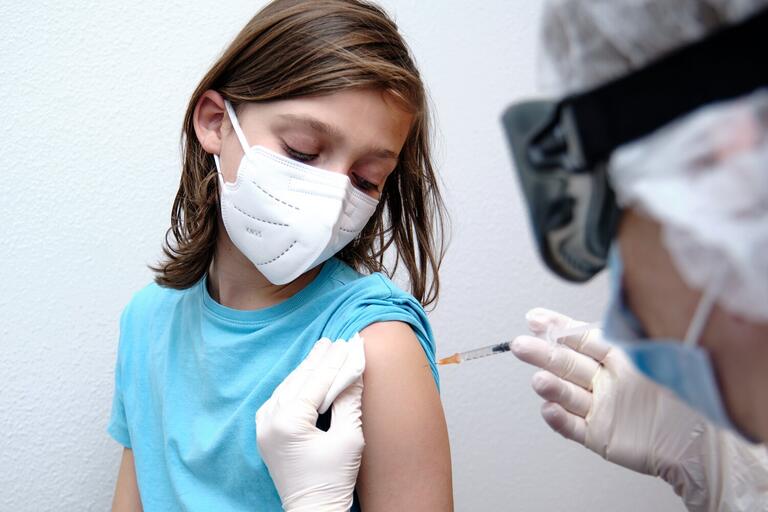 Hơn 60% phụ huynh được khảo sát đồng ý tiêm Vaccine phòng COVID-19 cho trẻ từ 5-11 tuổi